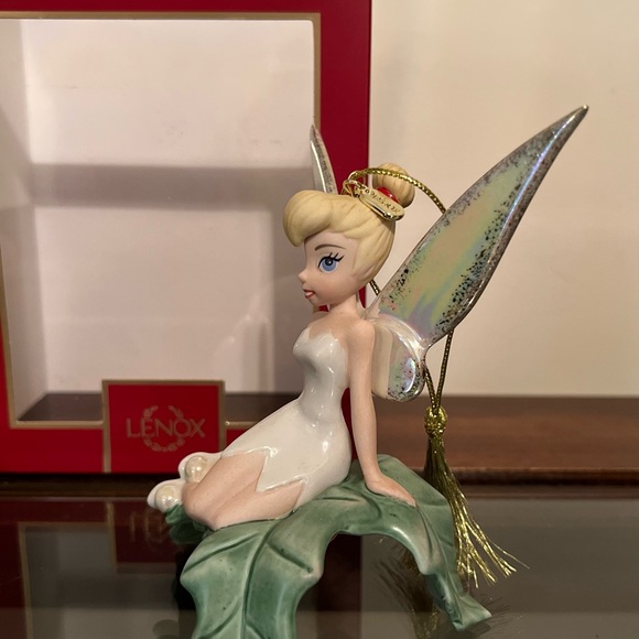 Tinker Bell Sitting Pretty Ornament Disney Collection for 2022 Annual Series - Picture 8 of 8